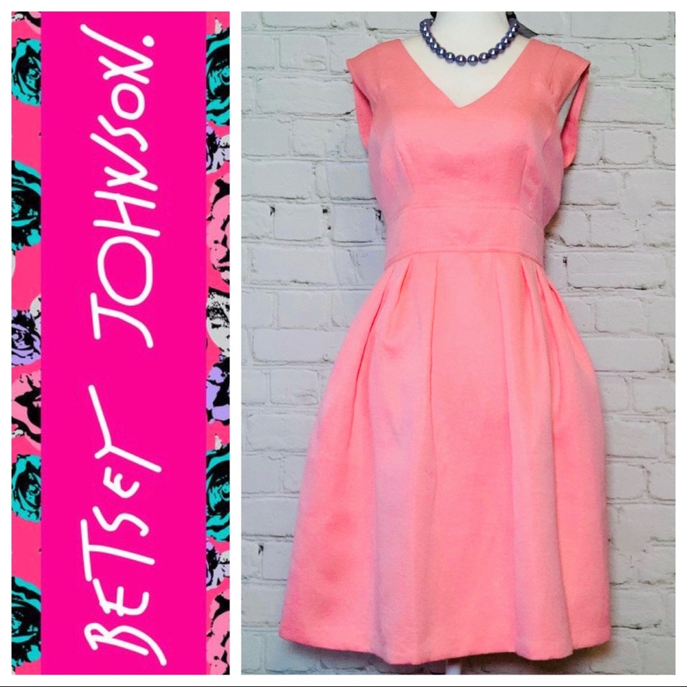 BETSY JOHNSON Gorgeous Light Pink Rose Day Dress